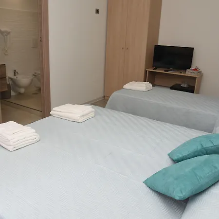 La Porta Del Mare 3* Виллапьяна