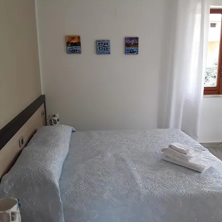 La Porta Del Mare 住宿加早餐酒店 维拉皮亚纳