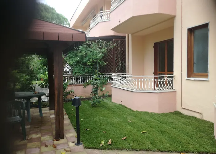 La Porta Del Mare Bed and breakfast